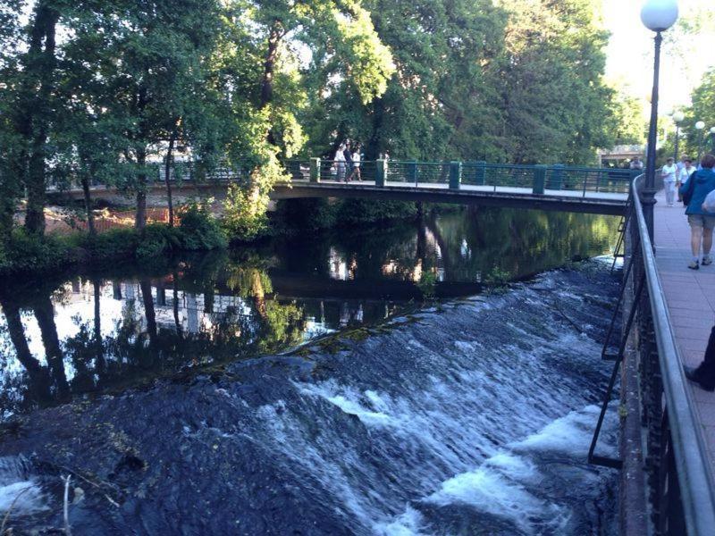 Pension-Albergue Puente Ribeira Sarria Eksteriør billede