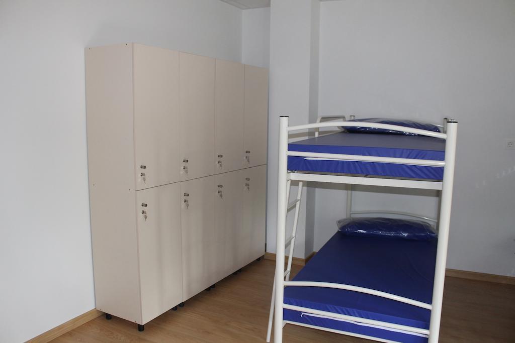 Pension-Albergue Puente Ribeira Sarria Værelse billede