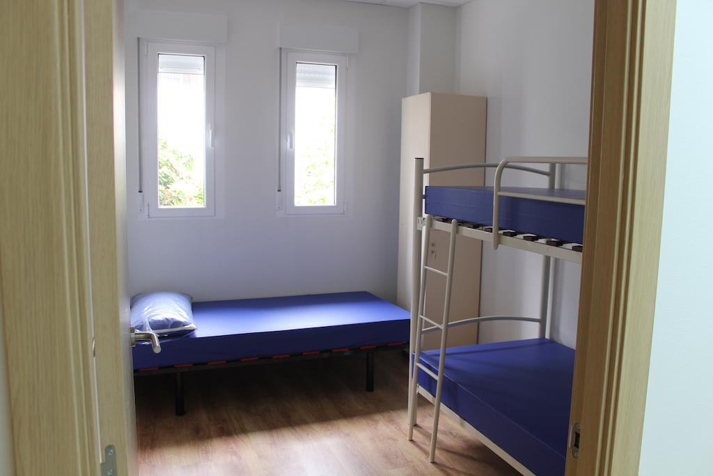 Pension-Albergue Puente Ribeira Sarria Værelse billede